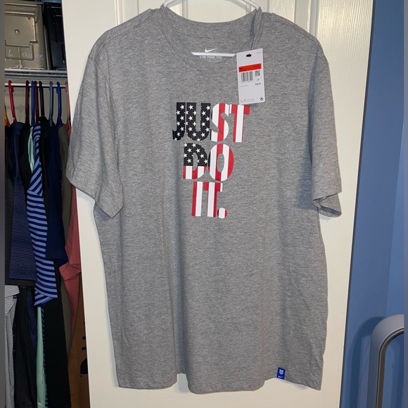 Nike Other - Men’s Nike t-shirt